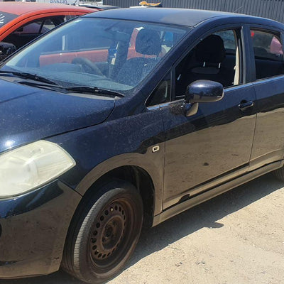 2006 Nissan Tiida Right Door Mirror