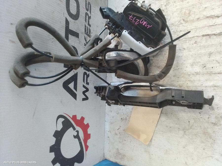 2014-2022 Nissan Xtrail Door Handle