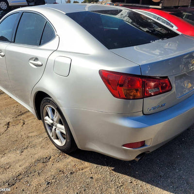 2005-2013 Lexus Is250/is250c Left Rear Door Sliding