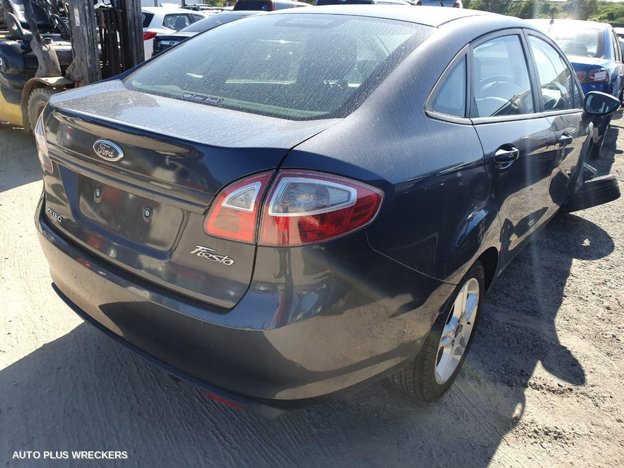 2010 Ford Fiesta Grille