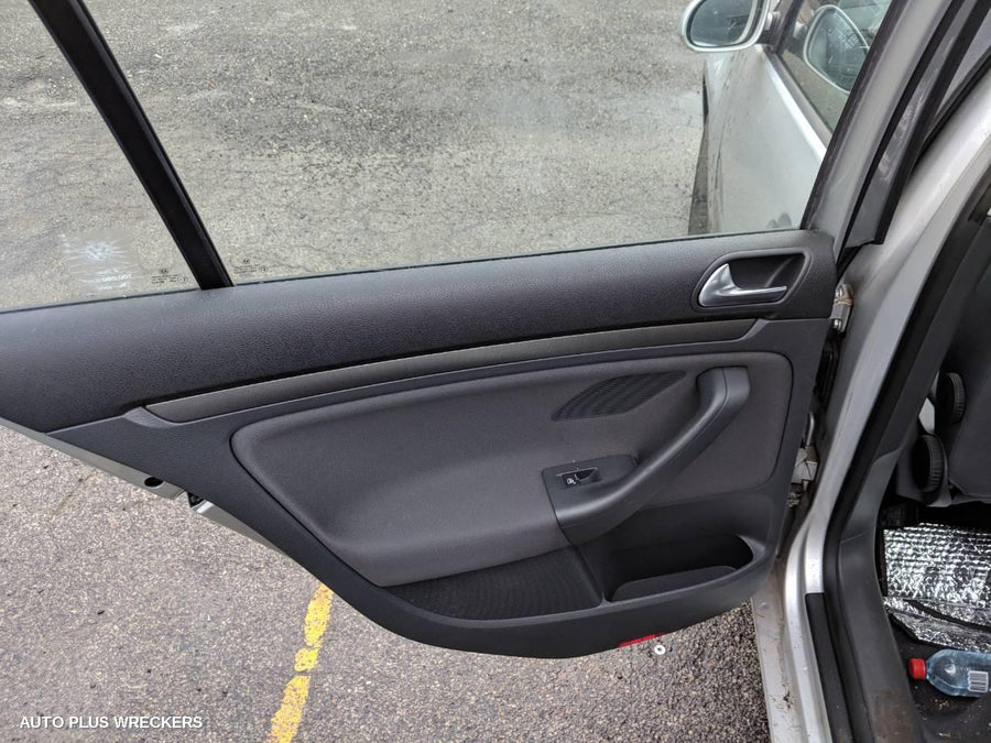 2004-2009 Volkswagen Golf Rear Garnish