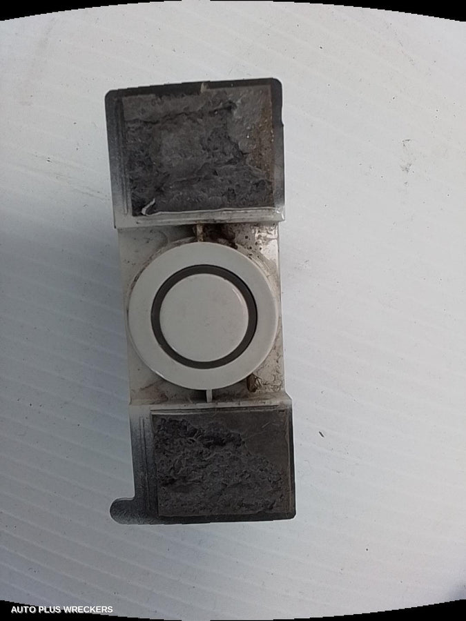 2021-2026 Mitsubishi Outlander Front Parking Sensor