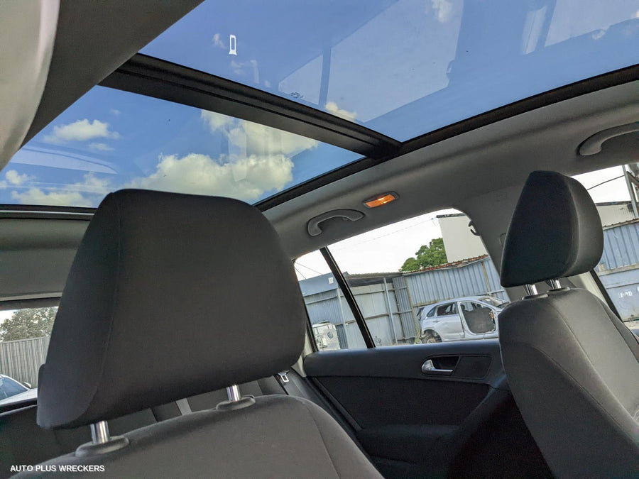 2012 Volkswagen Tiguan Fan