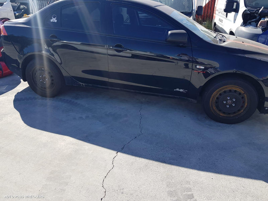 2008 Mitsubishi Lancer Left Taillight