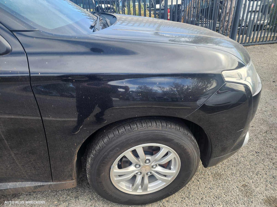 2014 Mitsubishi Outlander Right Rear Door Window