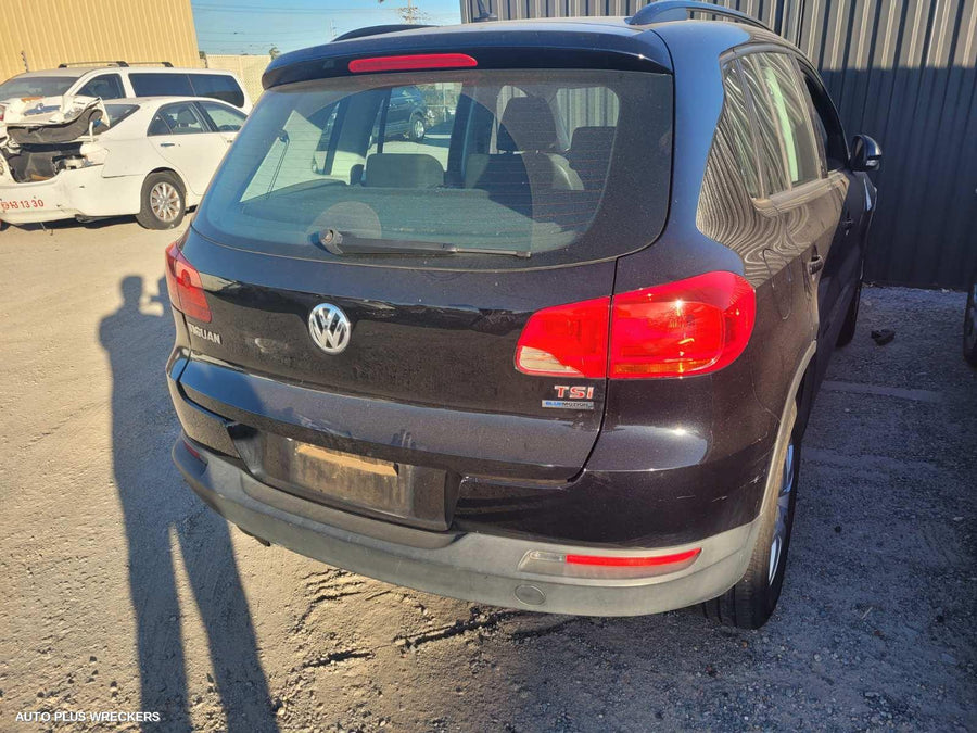 2012 Volkswagen Tiguan Right Rear Wnd Reg Motor