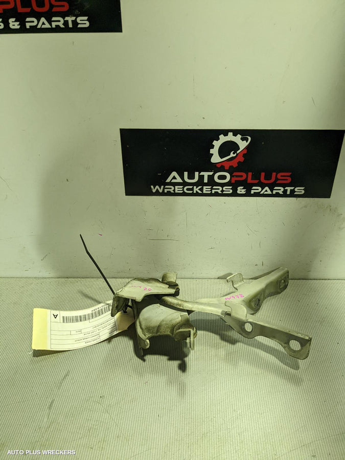 2010 Hyundai Iload/imax Bonnet Hinge Strut