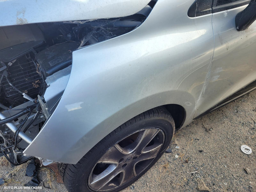 2014 Renault Clio Alternator