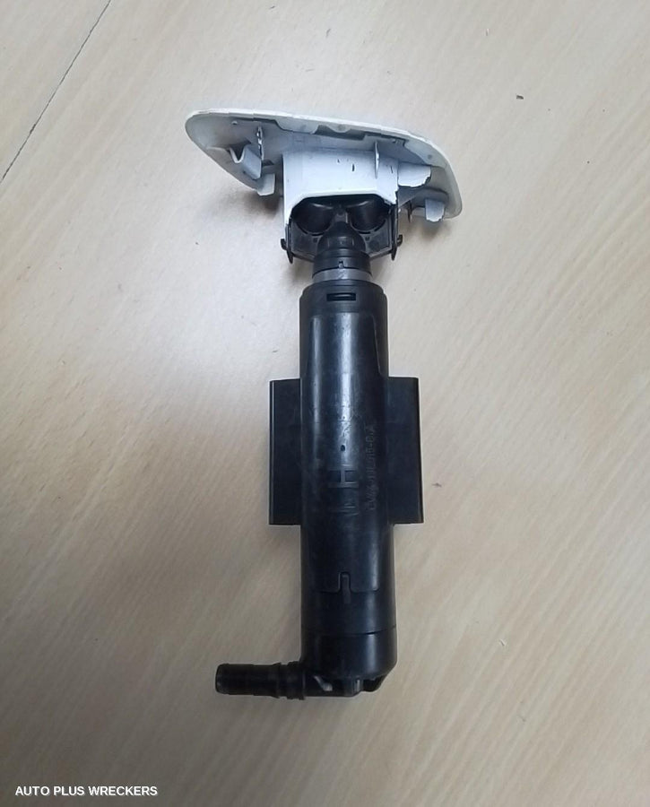 2016 Ford Kuga Washer Jet