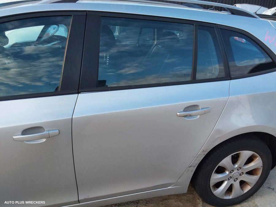 2016 Holden Cruze Right Front Door