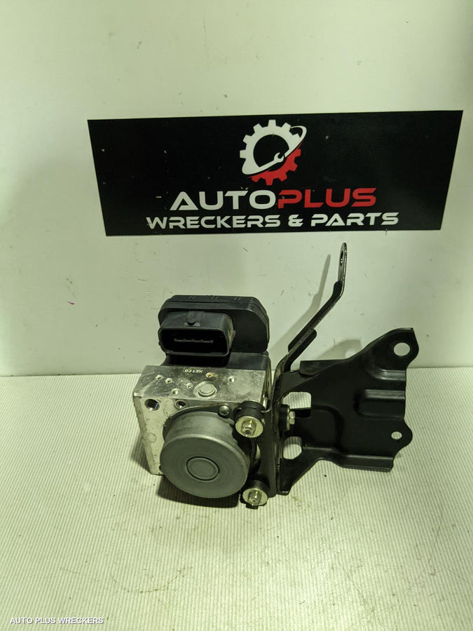 2018 Toyota Yaris Abs Pump Modulator