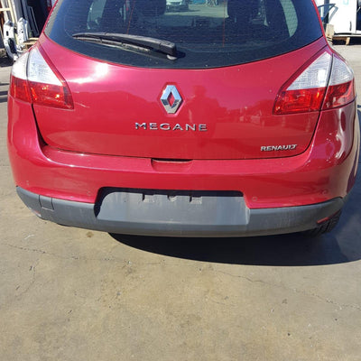 2013 Renault Megane Right Rear Door Sliding