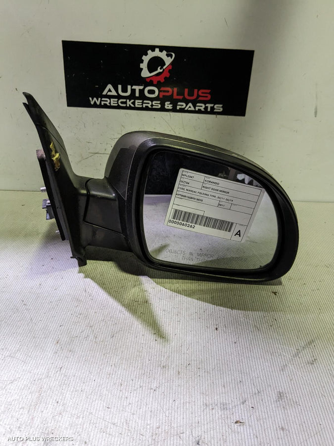 2011-2019 Ssangyong Korando Right Door Mirror