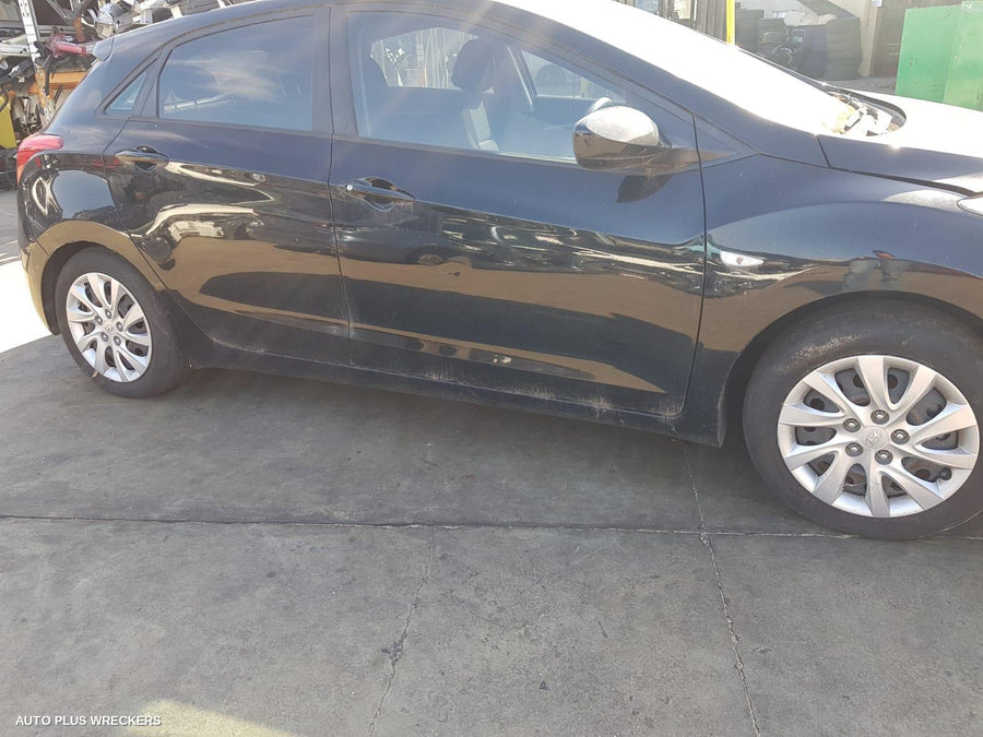 2014 Hyundai I30 Column