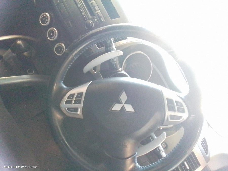 2006-2012 Mitsubishi Outlander Washer Bottle