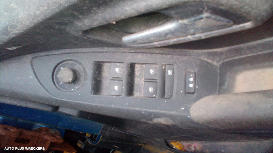 2018 Holden Trax Door Handle