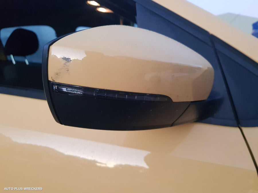 2010 Volkswagen Polo Right Door Mirror