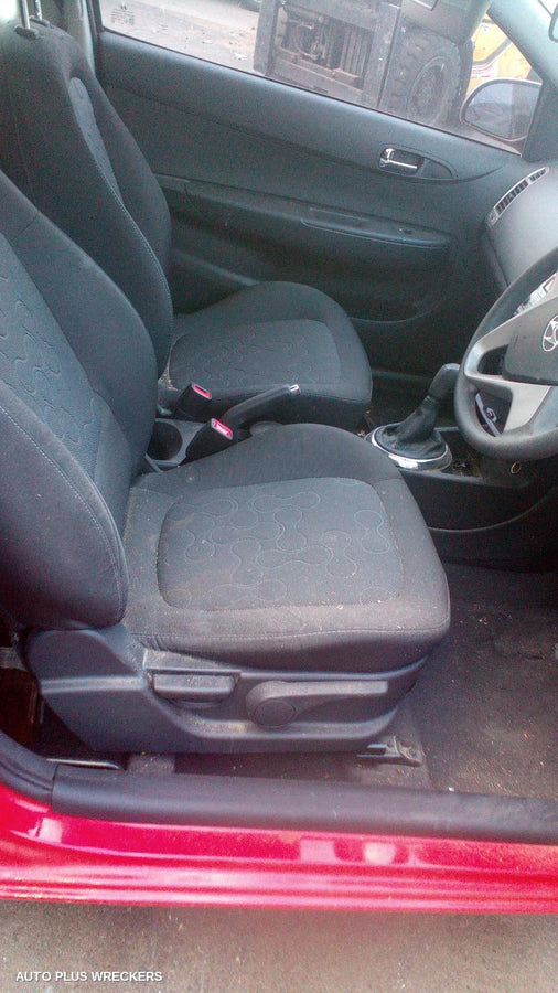 2012 Hyundai I20 Manifold