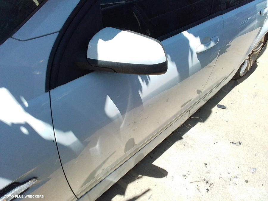 2006 Holden Commodore Left Front Door