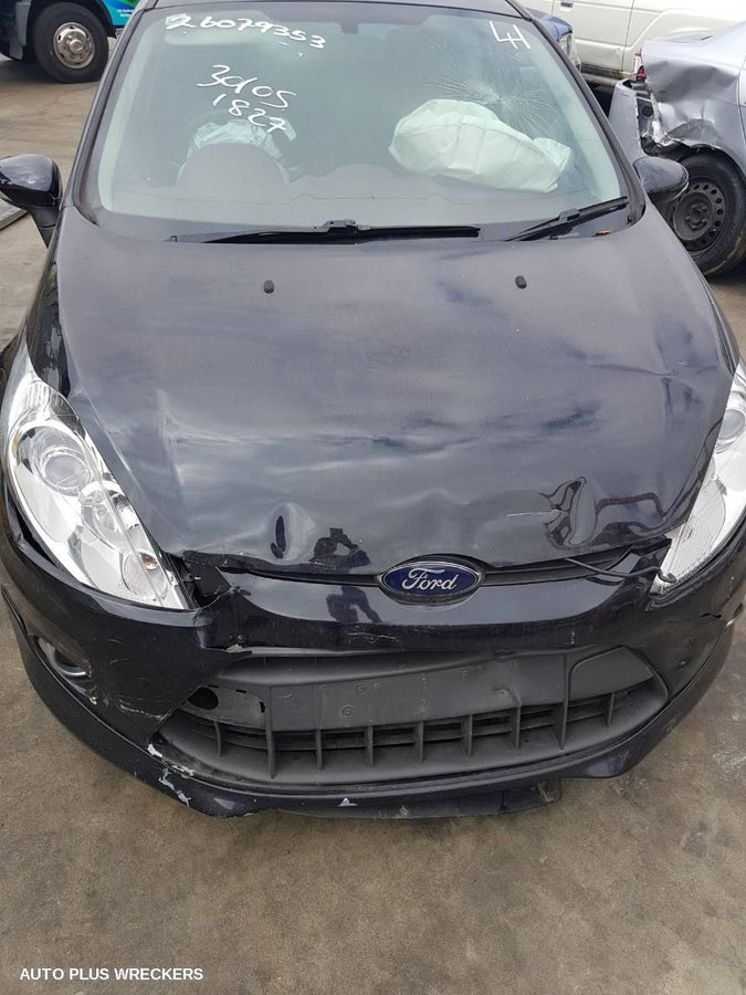 2011 Ford Fiesta Right Rear Door Window