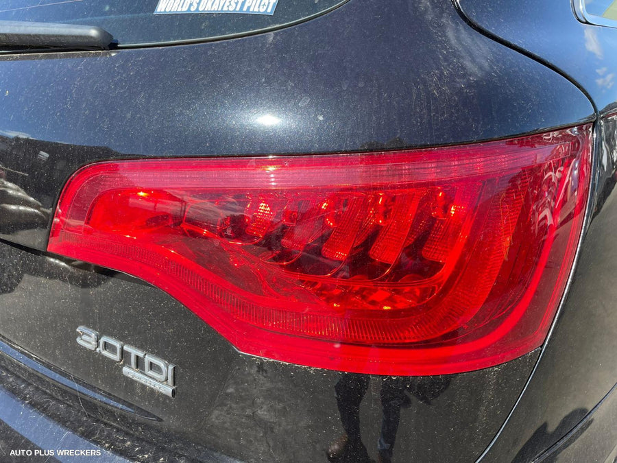 2011 Audi Q7 Left Door Mirror