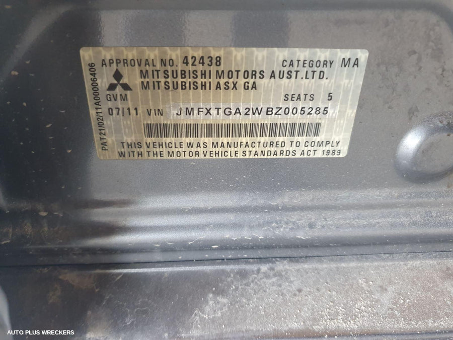 2011 Mitsubishi Asx Right Rear Door Window