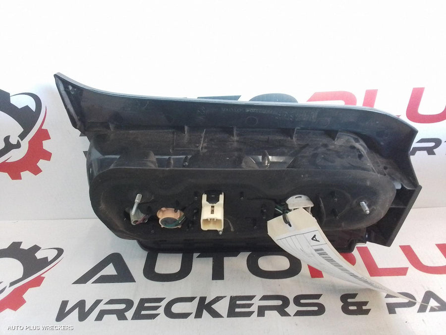 2011 Toyota Rukus Left Taillight