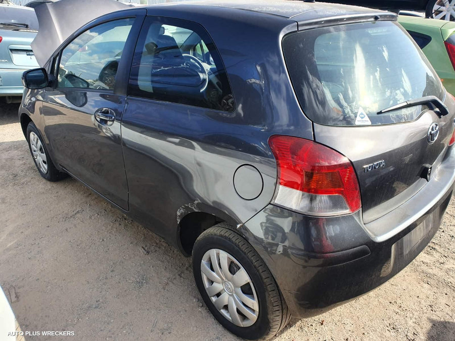 2010 TOYOTA YARIS WASHER BOTTLE