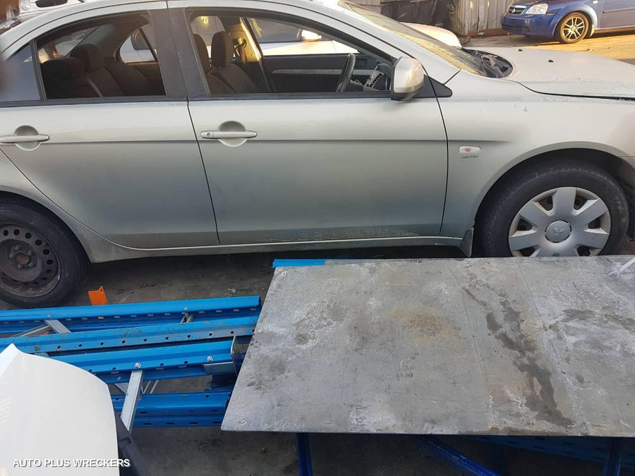 2008 Mitsubishi Lancer Right Front Window Reg Motor