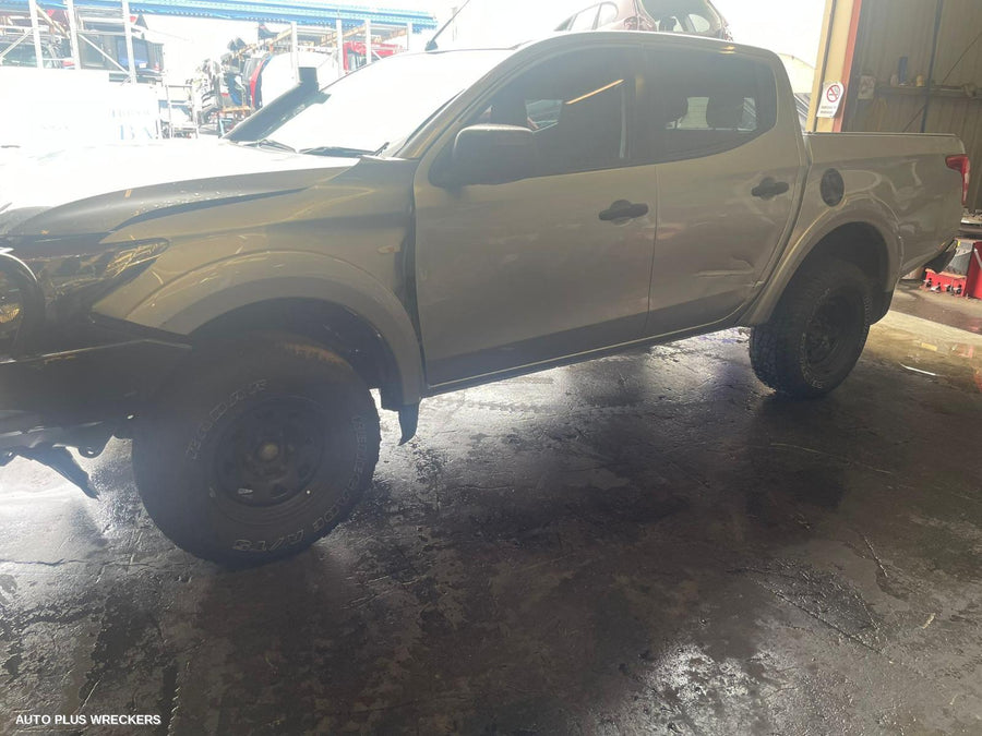 2018 Mitsubishi Triton Left Front Strut