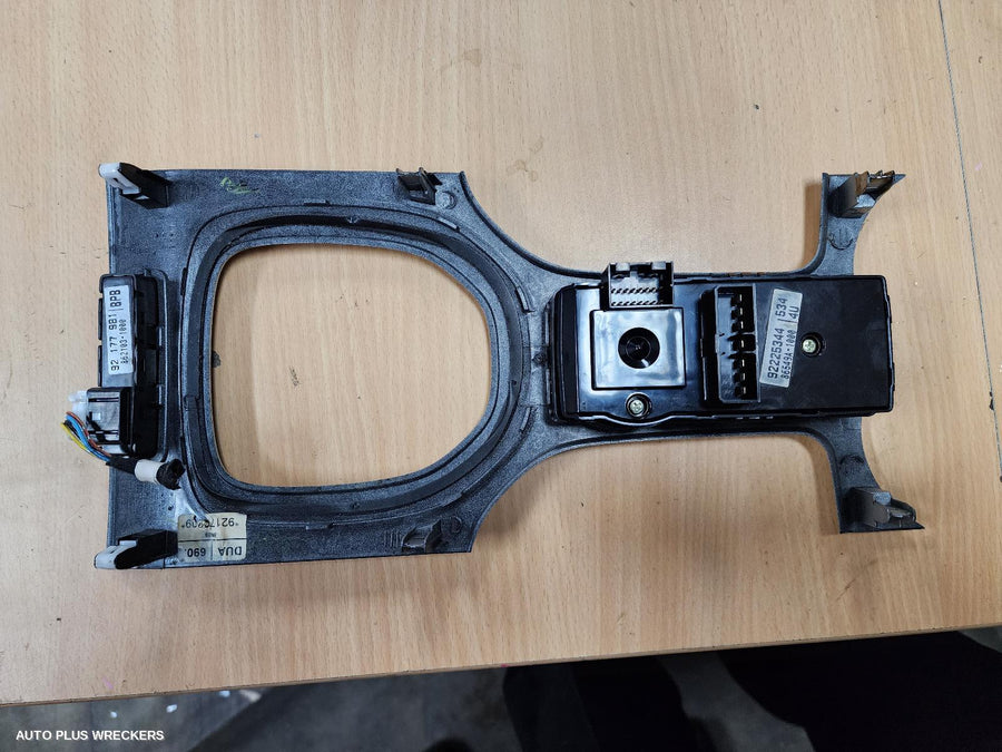 2010 Holden Commodore Pwr Dr Wind Switch