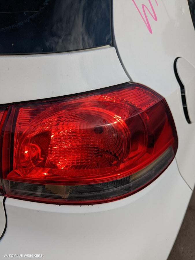 2011 Volkswagen Golf Left Rear Door Window