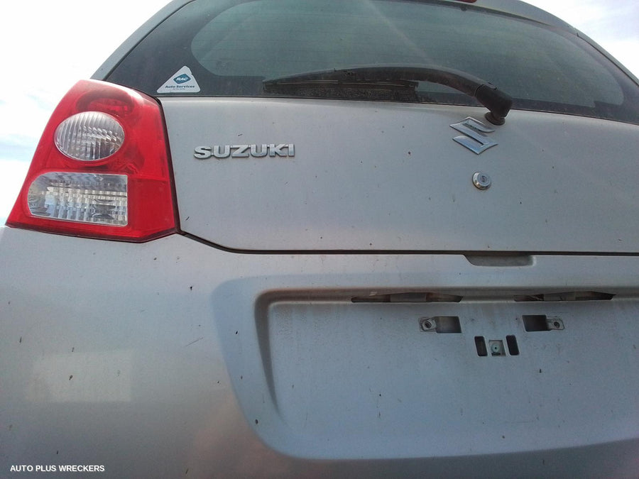 2011 Suzuki Alto Left Taillight