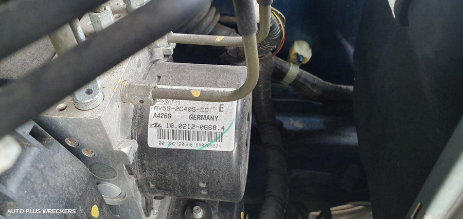 2010 Ford Fiesta Left Rear Door Sliding