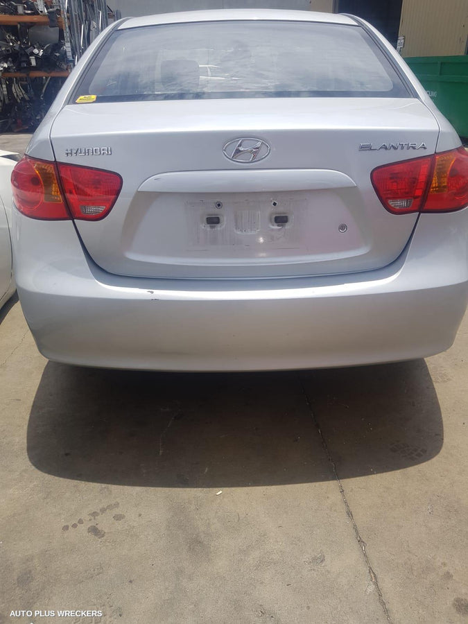 2008 HYUNDAI ELANTRA REAR GARNISH