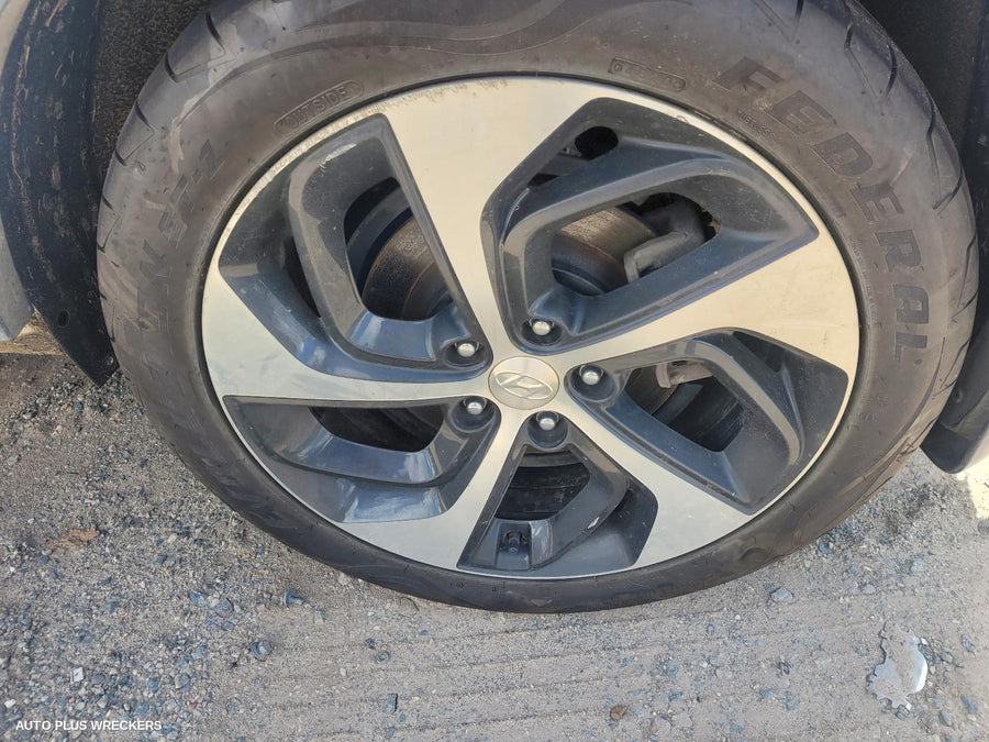 2016 Hyundai Tucson Left Front Door Window