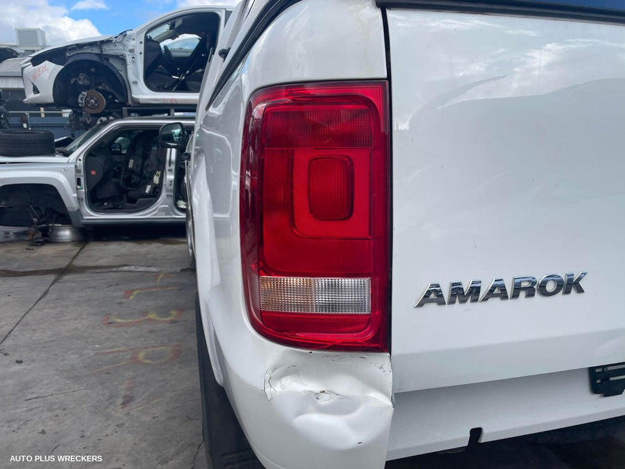 2016 Volkswagen Amarok Washer Bottle