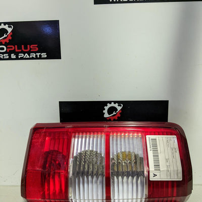 2008 Dodge Nitro Left Taillight