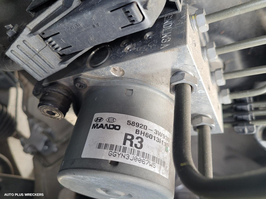 2011 Kia Sportage Trans Gearbox