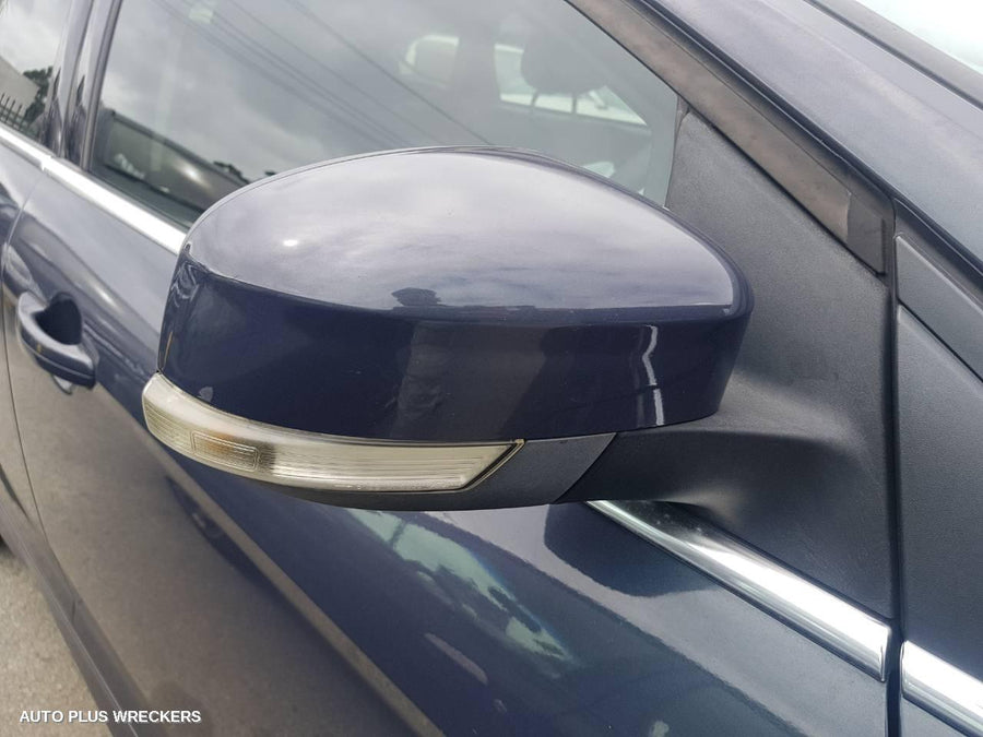 2012-2015 Ford Focus Right Headlamp