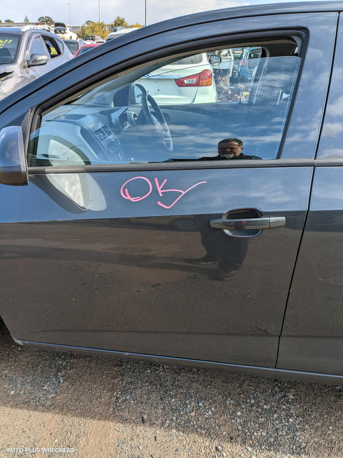 2017 Holden Barina Right Rear Door Window