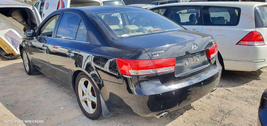 2006 Hyundai Sonata Right Headlamp
