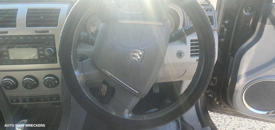 2007 Dodge Avenger Left Taillight