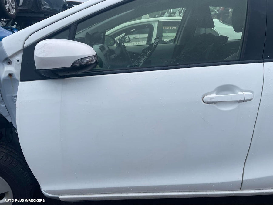 2012 Toyota Prius Left Rear 1 4 Door Glass