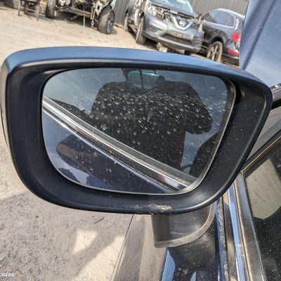2013-2019 Mazda 3 Right Front Door Window