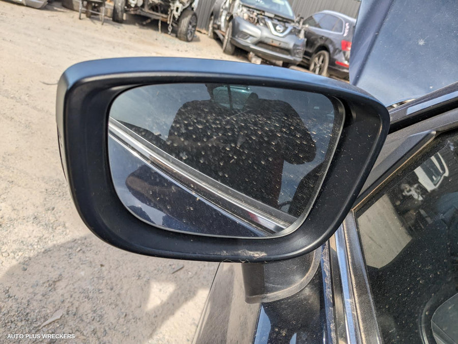 2015 Mazda 3 Right Front Door Window