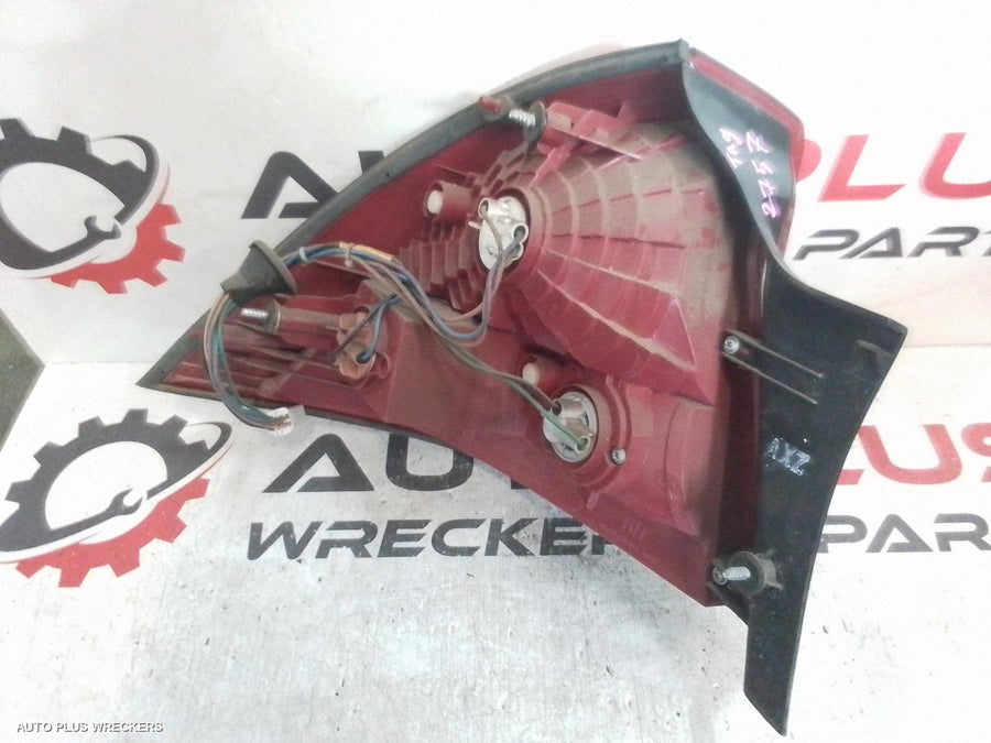 2005 Holden Commodore Right Taillight