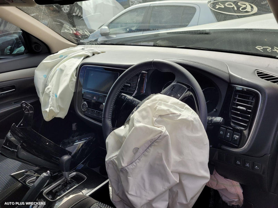 2018 Mitsubishi Outlander Interior Mirror