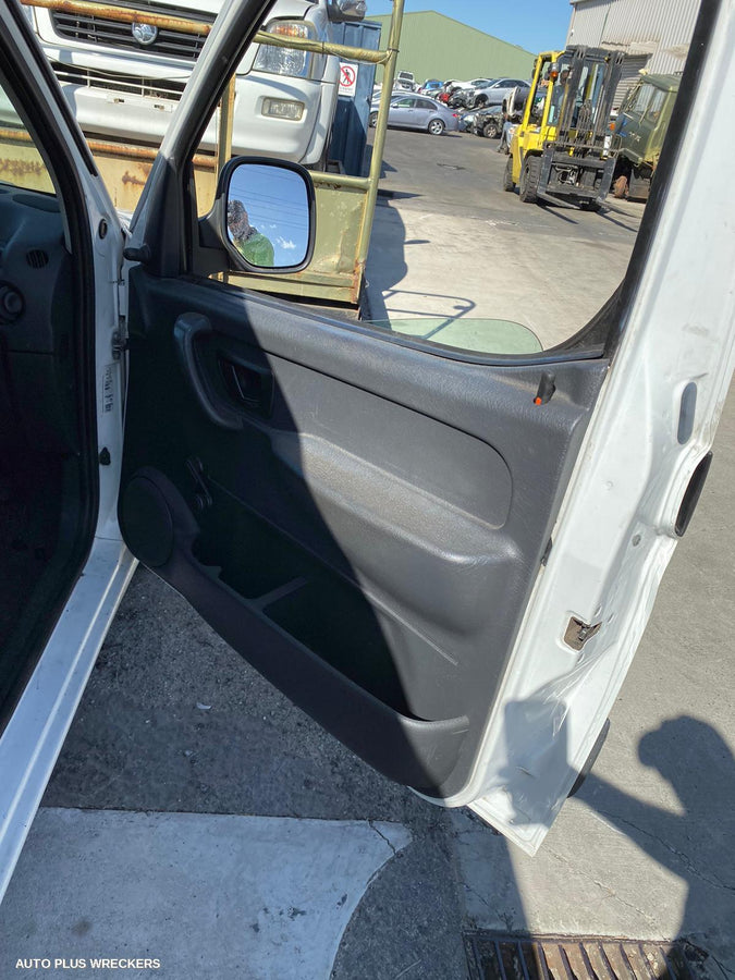2008 Citroen Berlingo Left Door Mirror