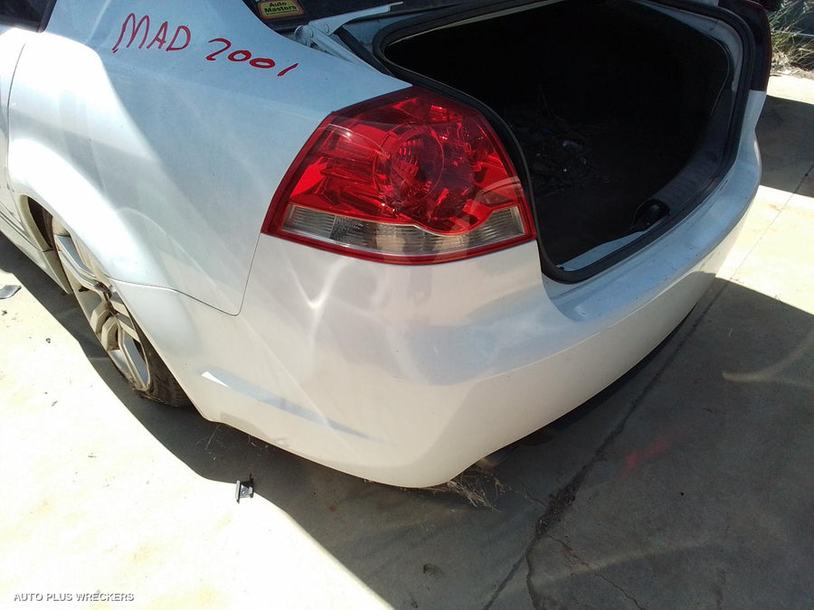 2006 Holden Commodore Left Front Door